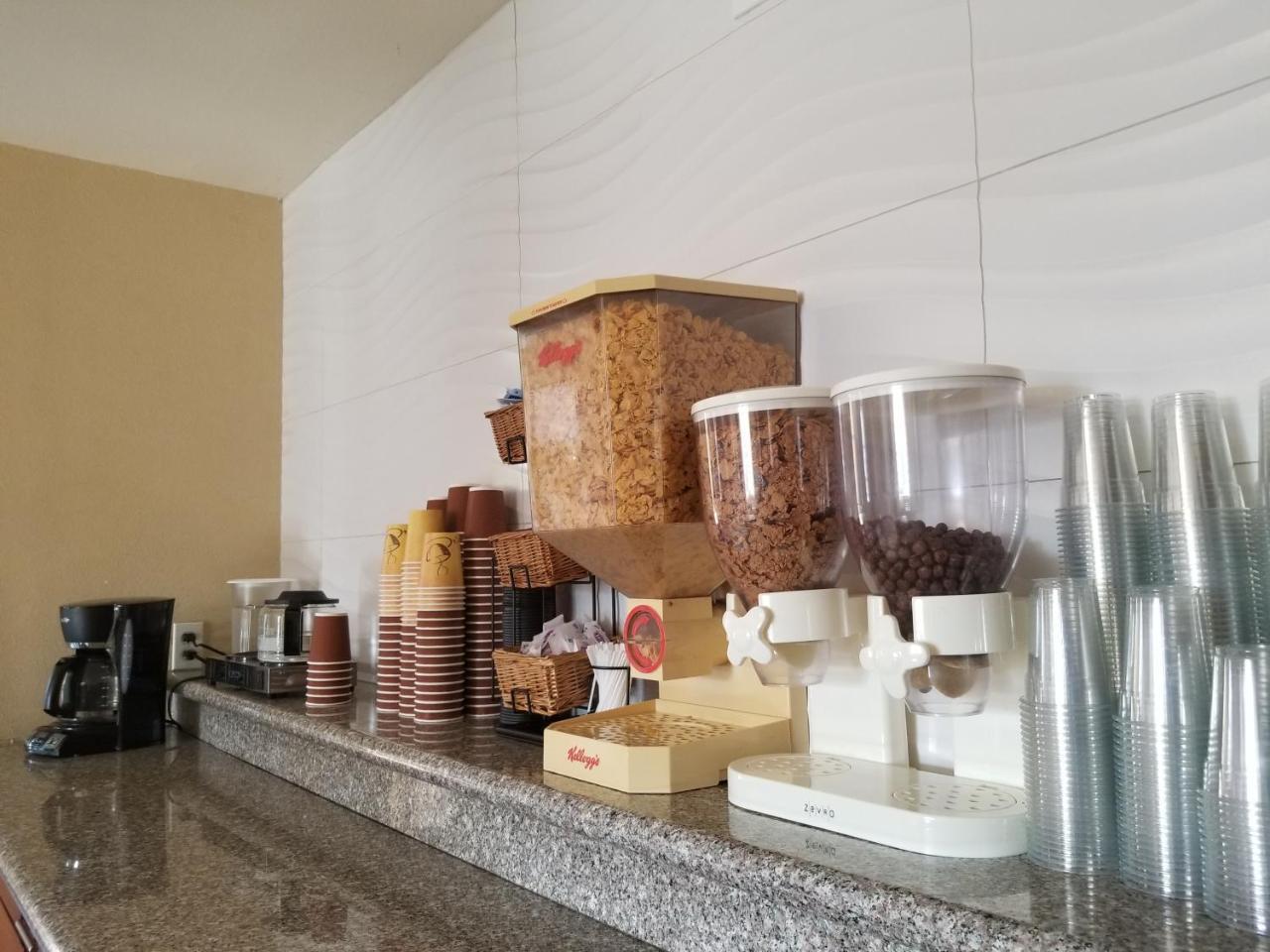 لوس أنجلوس Sunburst Spa & Suites Motel المظهر الخارجي الصورة